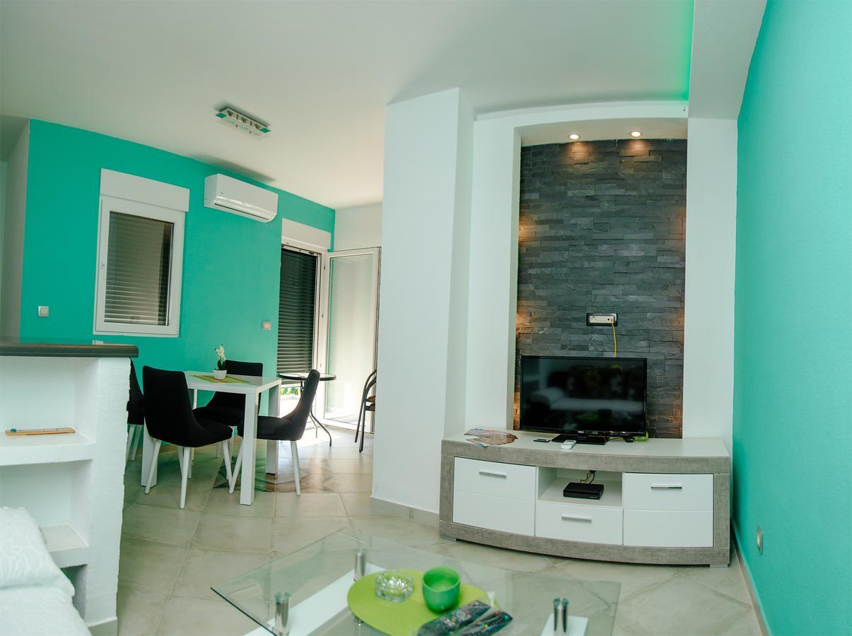 Apartmani Mozaici Risan Bagian luar foto