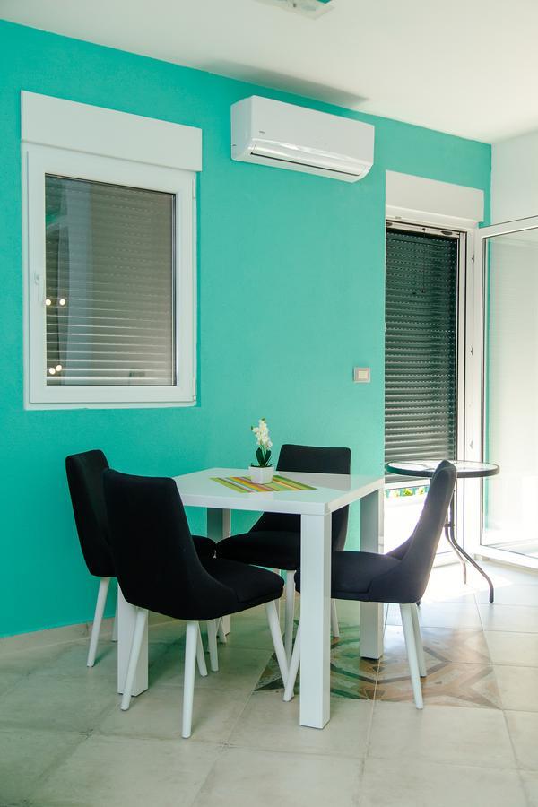 Apartmani Mozaici Risan Bagian luar foto