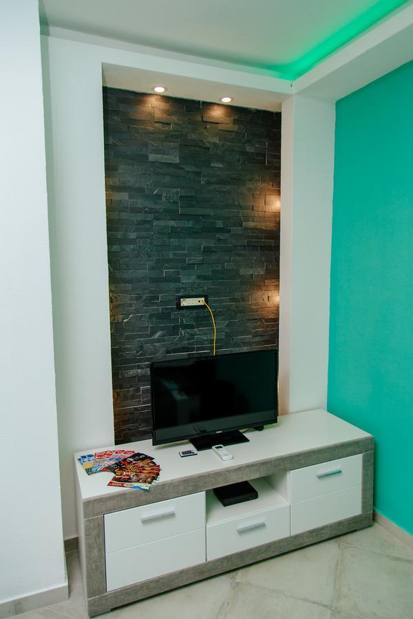 Apartmani Mozaici Risan Bagian luar foto