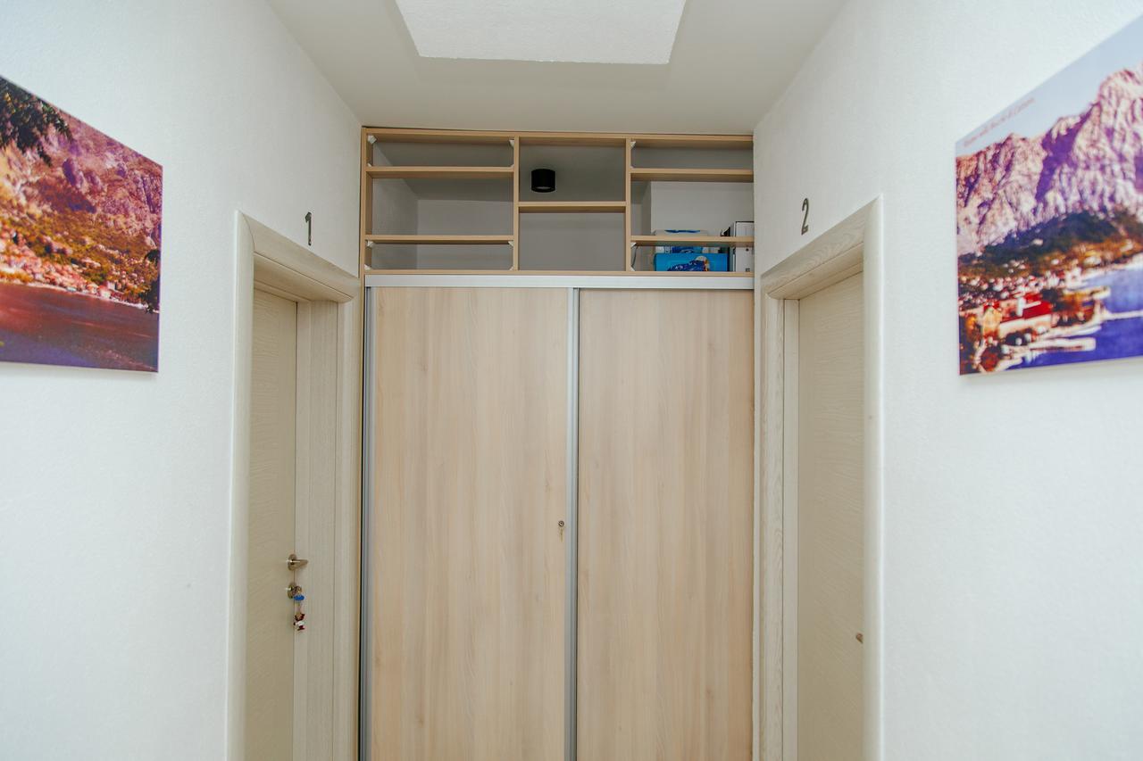 Apartmani Mozaici Risan Bagian luar foto