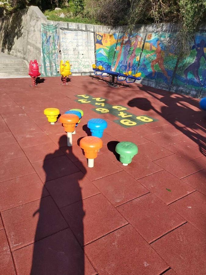 Apartmani Mozaici Risan Bagian luar foto